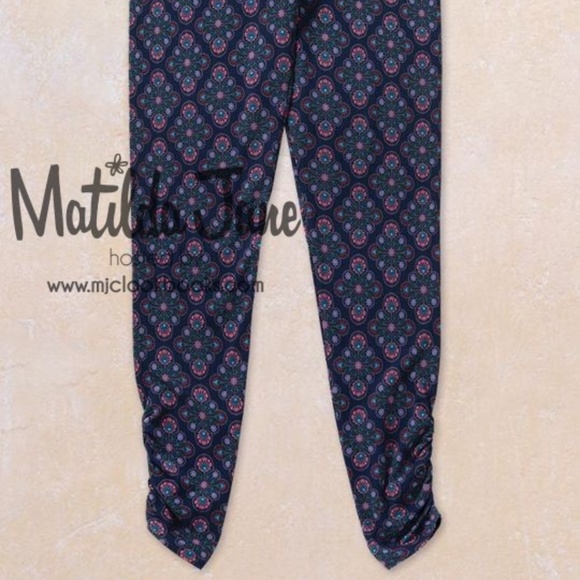 MATILDA JANE M Astrid Leggings Ruching Purple Pattern - Picture 1 of 5